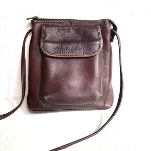 LE DONNE Vintage Genuine Leather Crossbody Bag Purse Minimalist Neutral Boho